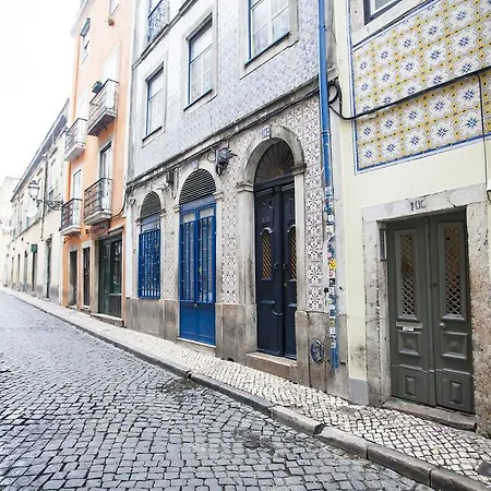 Mezzanine With A View In Bairro Alto Apartment