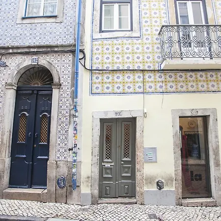 Apartment Mezzanine With A View In Bairro Alto *
