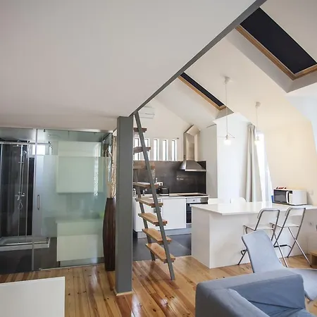 Mezzanine With A View In Bairro Alto Apartment